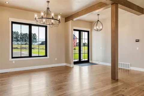 Living - 1052 Foxtail Dr, Kalispell, MT 59901 photo 1 of 8