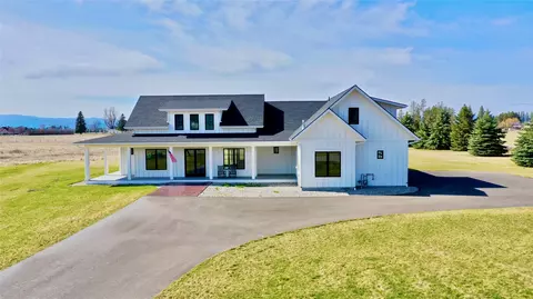 Exterior - 1052 Foxtail Dr, Kalispell, MT 59901 photo 2 of 16