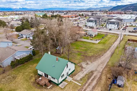 195 Two Mile Dr, Kalispell, MT 59901