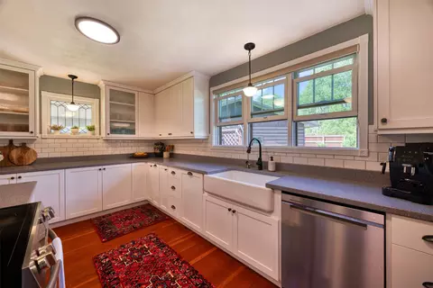 Kitchen - 8 N Cooper Ln, Cascade, MT 59421 photo 6 of 14