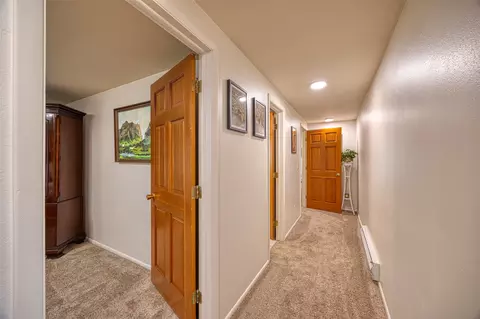 Entry Way - 8 N Cooper Ln, Cascade, MT 59421 photo 9 of 10