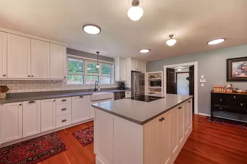 Kitchen - 8 N Cooper Ln, Cascade, MT 59421 photo 2 of 14