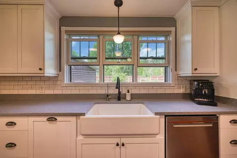 Kitchen - 8 N Cooper Ln, Cascade, MT 59421 photo 8 of 14