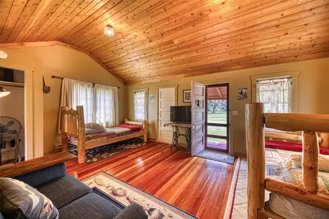 Living - 8 N Cooper Ln, Cascade, MT 59421 photo 6 of 6