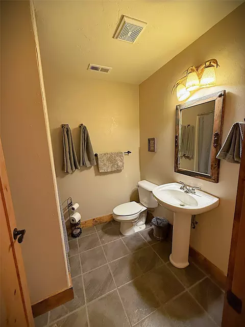Bath - 377 Delta View Dr, Eureka, MT 59917 photo 3 of 3