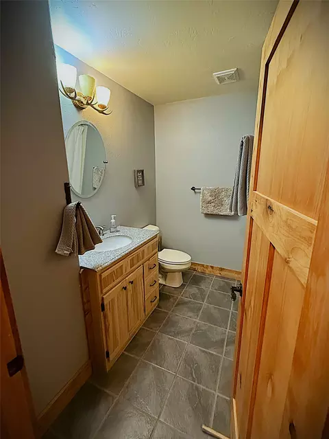 Bath - 377 Delta View Dr, Eureka, MT 59917 photo 2 of 3