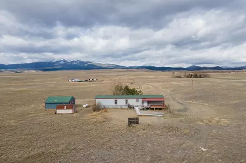 1406 Jack Rabbit Ln, Whitehall, MT 59759