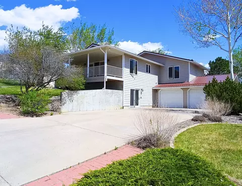 3001 5th St NE, Great Falls, MT 59404