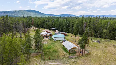 957 Badger Hollow Trl, Marion, MT 59925