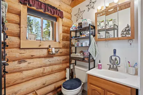 Bath - 223 E G St, Sula, MT 59871 photo 2 of 2