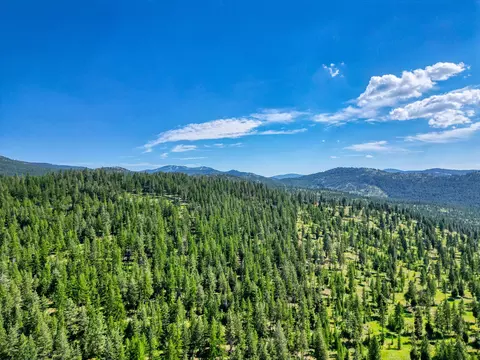 386 Racheals Meadow Ln, Kila, MT 59920