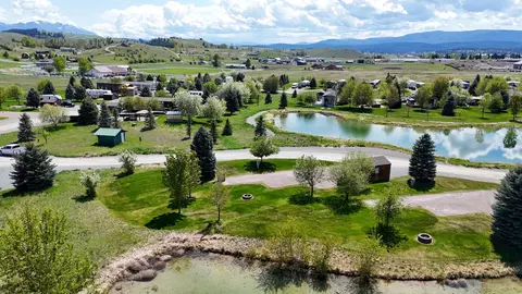 446 Kingfisher Loop, Eureka, MT 59917 photo 4