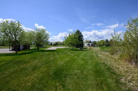 446 Kingfisher Loop, Eureka, MT 59917 photo 16