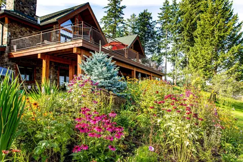 Exterior - 569 E Village Dr, Bigfork, MT 59911 photo 10 of 18