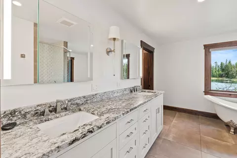 Bath - 569 E Village Dr, Bigfork, MT 59911 photo 1 of 7