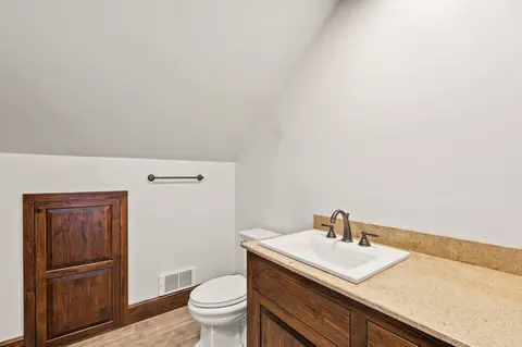 Bath - 569 E Village Dr, Bigfork, MT 59911 photo 6 of 7