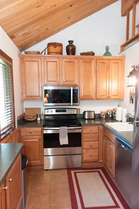 14 Tamarack Ln #7A, Whitefish, MT 59937