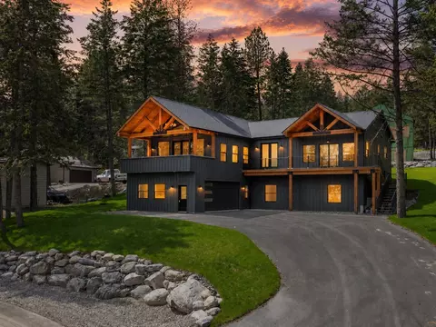 114 Timberlake Dr, Lakeside, MT 59922