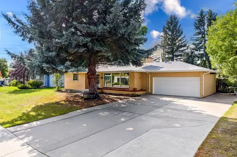 1113 Carlos Dr, Great Falls, MT 59404