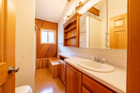Bath - 6367 Kootenai River Rd, Libby, MT 59923 photo 6 of 7