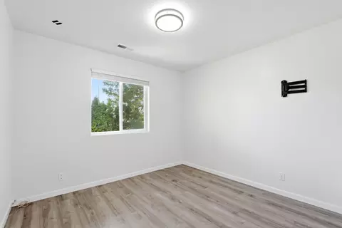 Bedroom - 111 Bing Ct, Kalispell, MT 59901 photo 5 of 6