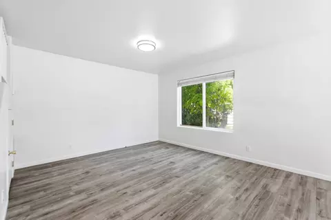 Living - 111 Bing Ct, Kalispell, MT 59901 photo 2 of 2