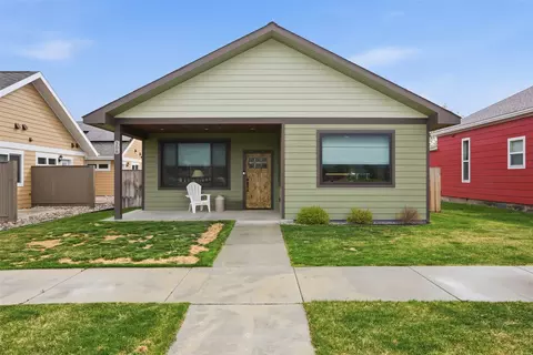 308 N 8th St, Hamilton, MT 59840