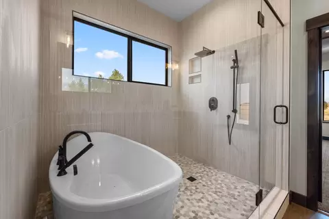 Bath - 110 Paradise Loop, Eureka, MT 59917 photo 4 of 7