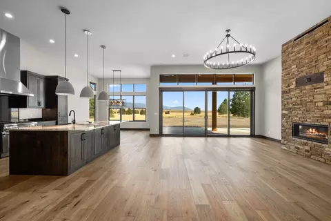 Living - 110 Paradise Loop, Eureka, MT 59917 photo 2 of 5
