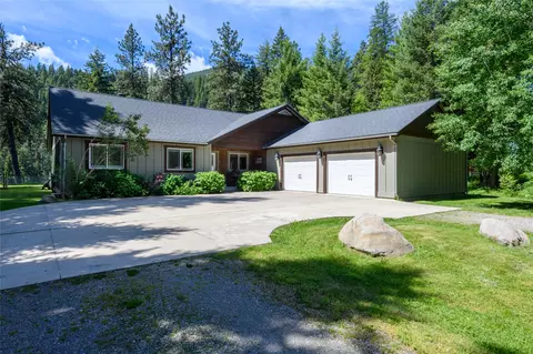 1042 Trestle Creek Dr, Saint Regis, MT 59866