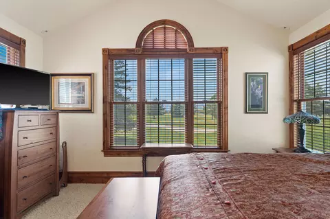Bedroom - 1363 Lake Pointe Dr, Bigfork, MT 59911 photo 3 of 5