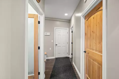 Entry Way - 6 Bugle Rd, Clancy, MT 59634 photo 1 of 7