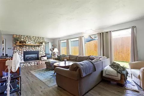 4011 Buckley Pl, Missoula, MT 59801