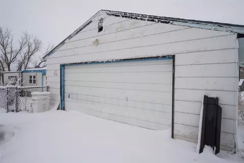 65 5th St S, Belt, MT 59412