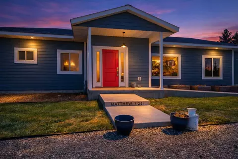 1212 Winners Circle Ln, Corvallis, MT 59828