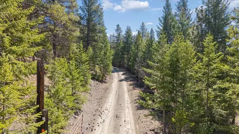 374 Frontier Trl, Kalispell, MT 59901