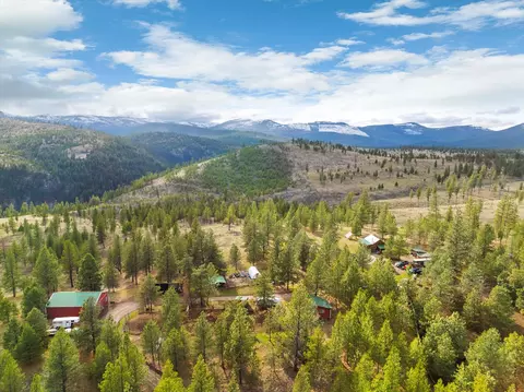4090 Hubbart Dam Rd, Marion, MT 59925