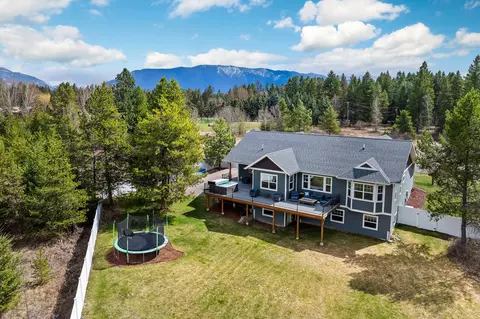 1280 Timber Ridge Ct, Columbia Falls, MT 59912