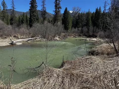 186 Tailback Rd, Troy, MT 59935
