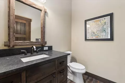 Bath - 37 Keel Ct, Eureka, MT 59917 photo 2 of 8