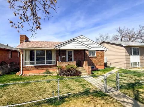 1054 N Ewing St, Helena, MT 59601