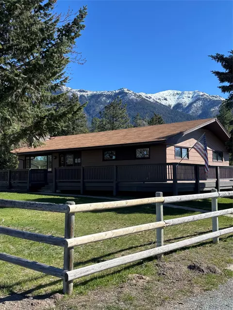 743 West Rd, Eureka, MT 59917