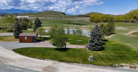 438 Kingfisher Loop, Eureka, MT 59917 photo 4
