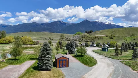438 Kingfisher Loop, Eureka, MT 59917 photo 10