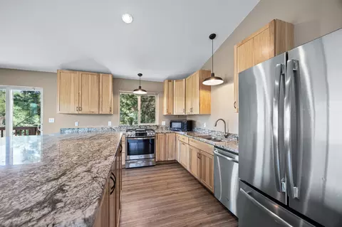 Kitchen - 970 Electric Ave, Bigfork, MT 59911 photo 3 of 3