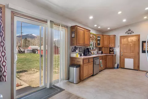 Kitchen - 116 Mountain View Dr, Victor, MT 59875 photo 1 of 3