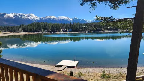 1894 La Brant Rd, Bigfork, MT 59911