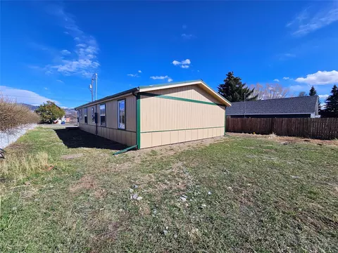 Exterior - 307 S Cleveland St, Boulder, MT 59632 photo 5 of 6