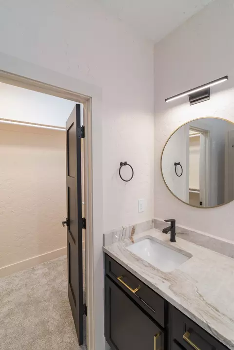 Bath - 244 Placid Dr, Kalispell, MT 59901 photo 3 of 8