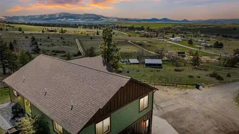 5835 Saffron Ln, Helena, MT 59602